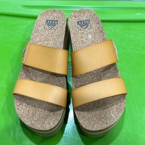 Reef Womens Cushion Vista Higher Sandal